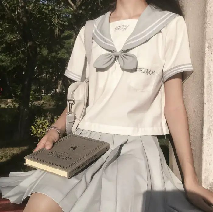一屋两妻